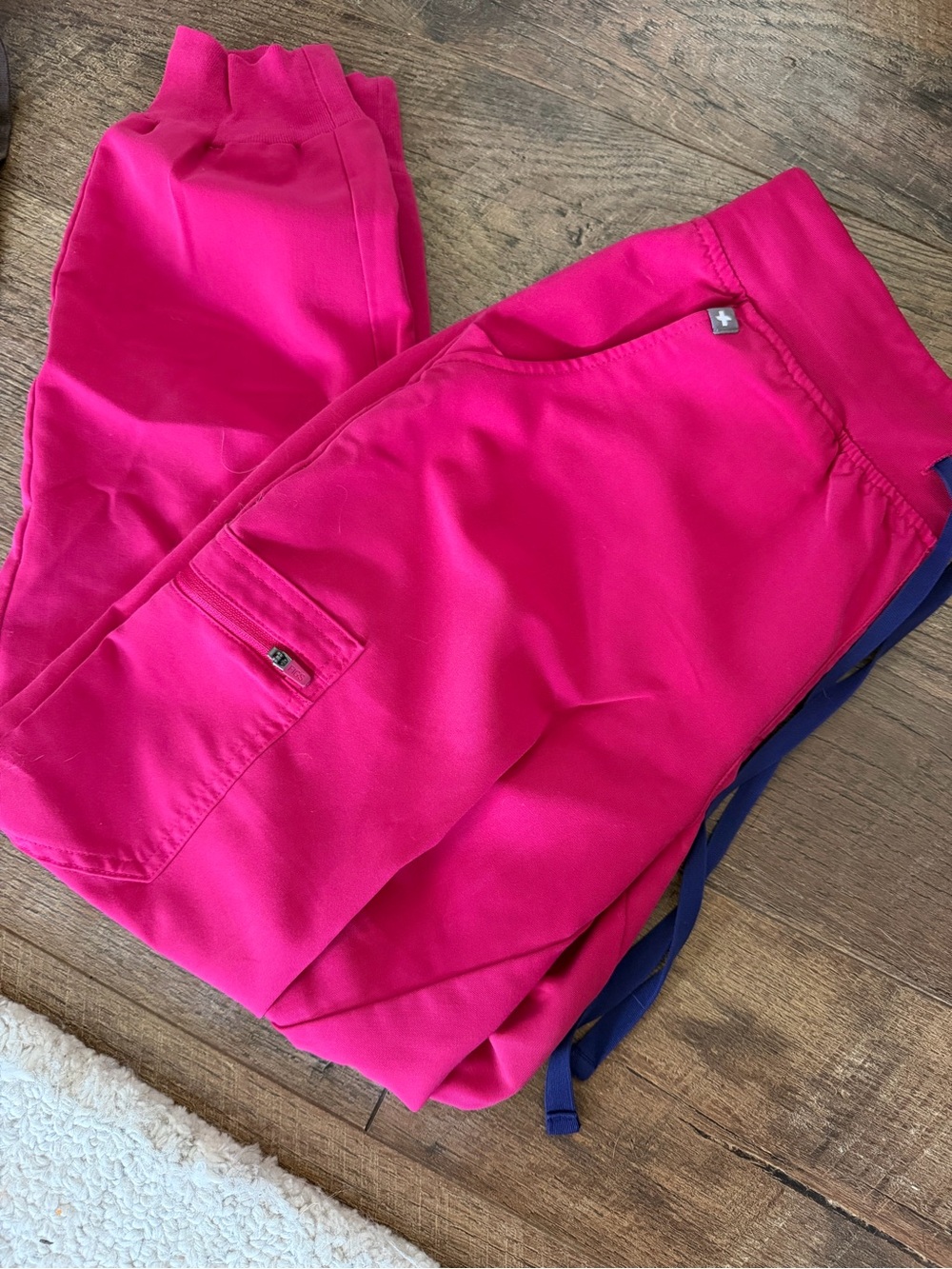 Figs Hot Pink Women's Drawstring Joggers